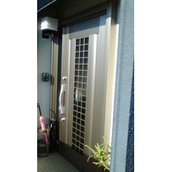 玄関ドア交換