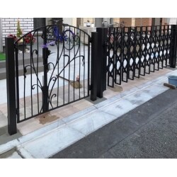 電信柱や地下の配管、隣接住宅の条件等を考慮しながらお客様の納得がいく素敵な仕上がりになりました！