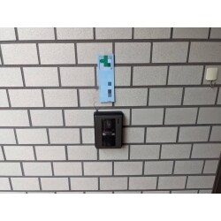応答前に画像確認ができ、不在中に録画ができますので、防犯対策になります。

