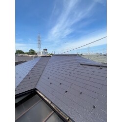 アステックペイント製の大人気塗料を使用。
一級塗装職人による安心施工です。
トタン部分は錆止めをし、新築同様になりました。