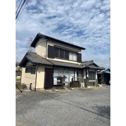 錆や劣化が気になりはじめていました。
同時に瓦調整、漆喰補修、板金塗装も行いました。