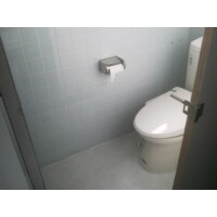 店舗トイレ 和式を洋式トイレに改修工