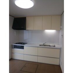 お部屋全体が明るくきれいになりました！