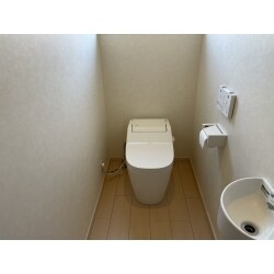 トイレのリフォーム工事を行いました。