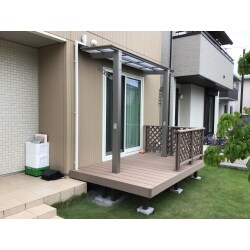 ウッドデッキを設置したことで物干し場所が増えました。

動線にウッドデッキが加わることでストレスなく外に出られ、気持ちよく干せるスペースに。

子供達にとっても、風と光を感じながら楽しめる遊び場となりました。