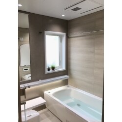 居心地の良い浴室を造るには、断熱性能の向上と汚れ・カビ対策を施したリフォームがポイントになります。

カビ対策と癒しを両立した浴室リフォーム事例です。