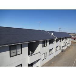 アステックペイント低汚染遮熱フッ素塗料を使用、 【クールグレイ】を使用しています。