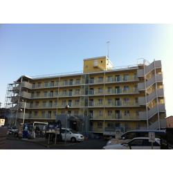 アステックペイント遮熱シリコン塗料を使用
メイン部分にイエロー、アクセント部分にベージュを使用しています。

