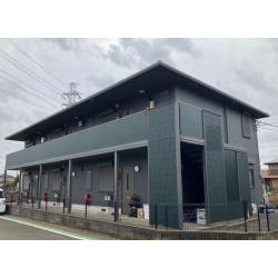 アステックペイント遮熱フッ素塗料を使用、
メイン部分はスレートグレー、アクセント部分はカレッジグリーンを使用しています。
