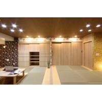 花柄と大きな舞台のお家