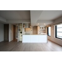 アイランドとペニンシュラのいいとこ取り!こだわりのキッチン