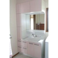 お手入れ楽々!家族みんなが使いやすい洗面化粧台