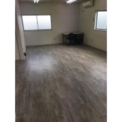 事務所改修工事を行いました。