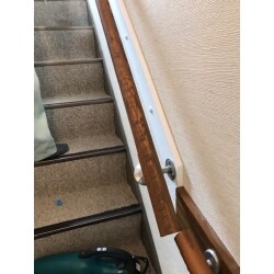 手摺脱着工事を行いました。