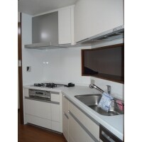 間取りに合わせてキッチンを設置しました。