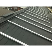 太陽光パネルの設置工事