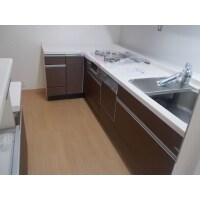 カッティングシートで雰囲気を変えた水廻り設備