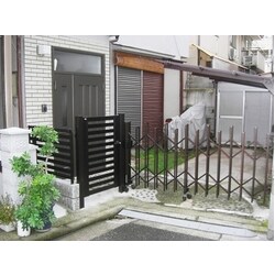 駐車場入り口を拡張！
