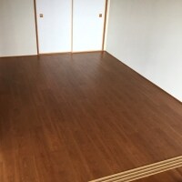 暮らしの幅も広がる、和室を畳からフローリングへ