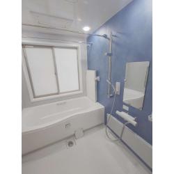 浴室もトイレも、明るく清潔感溢れる空間に生まれ変わりました。見た目の美しさだけでなく、機能性も上がり、お掃除もしやすく快適です。