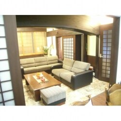床暖房を備えたリビングは、足元ポカポカで寒い冬でもくつろいで頂けます。
