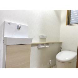 手洗い位置変更でお掃除かんたんトイレに変身
