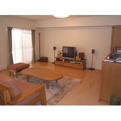 公団の築年数を感じさせないナチュラルで明るいお部屋へ