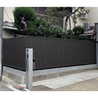 ブロック塀を安全で軽くて丈夫なフェンスに