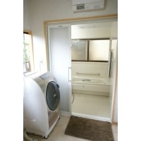 移譲ができるベンチカウンター付きの浴室