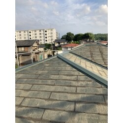 屋根の板金部分を取り替えました。