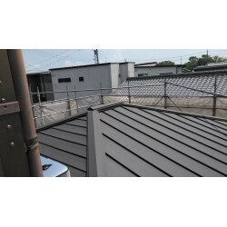 カバー工法　ガルバリウム鋼板
