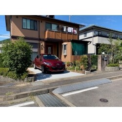 玄関前の駐車スペース工事