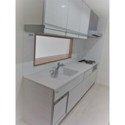 水回りを中心に建具、扉、フローリング、壁紙、給湯器、畳などフルリフォーム。まるで新築のような仕上がりでとても綺麗です。