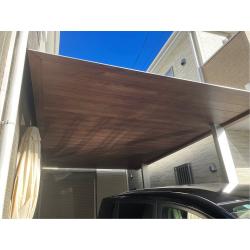 尼崎市におけるスタイリッシュなカーポート新設事例。お施主様ご自身の素敵なセンスが活かされています！