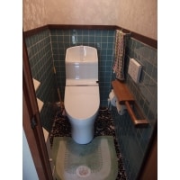 将来を見据えて新しいトイレに・・・