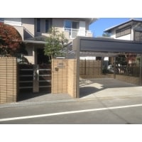 手動式横型シャッターを縦型自動式に改装