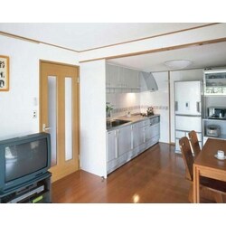 お子様の独立をきっかけに、ご夫婦中心の空間へのリフォーム