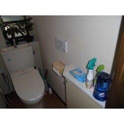 床CFとトイレを入替。