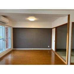 築４０年以上経過したマンションの内装を中心としたリフォームを行ないました。