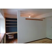 珪藻土と杉無垢フローリングで仕上げました