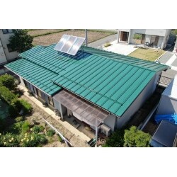 屋根をシリコン塗装工事しました。