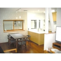 光と開放感のあるLDK空間