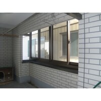 バルコニーをサッシで囲うリフォーム