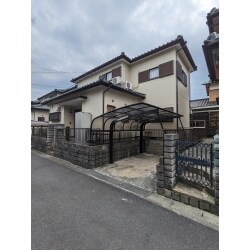 外壁塗装工事・玄関ドア交換・樋交換・屋根漆喰工事