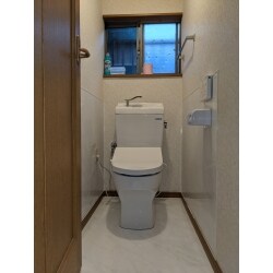 トイレ改装工事　ホーローパネル