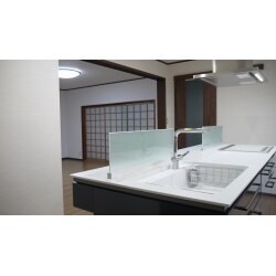 和室の壁を壊してキッチンと洋間にしました。