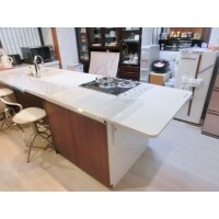 【大淀町】料理をしながら会話できるフラットな対面キッチン