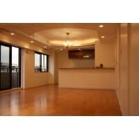 独立キッチンから対面キッチンへ変更し、家族と過ごせるLDKへ