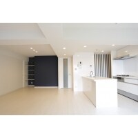 家族団欒から書道教室まで。機能性とデザイン性を兼ね備えた2LDK