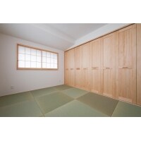1階部分を全面改装〜木の質感が感じられる、明るく快適な空間に